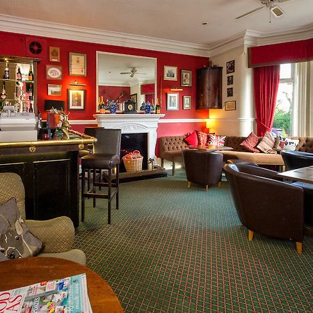 Cheshire Hospitality Ltd T\/A Lennox Lea Studios & Apartments เซล ภายนอก รูปภาพ
