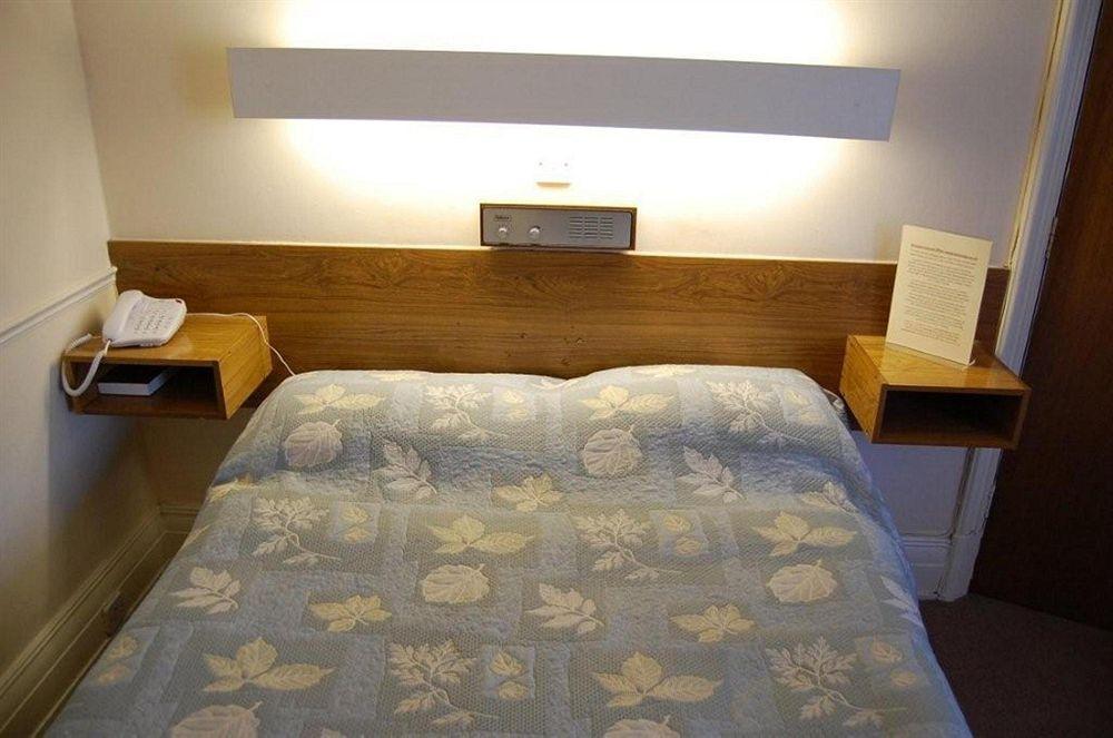 Cheshire Hospitality Ltd T\/A Lennox Lea Studios & Apartments เซล ภายนอก รูปภาพ